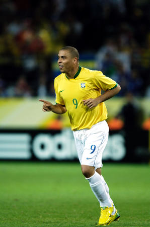 热切关注 热切关注