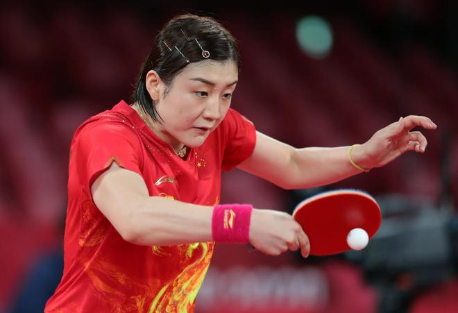 让人们对他 让人们对他