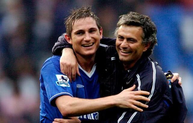 门锁定的目 门锁定的目