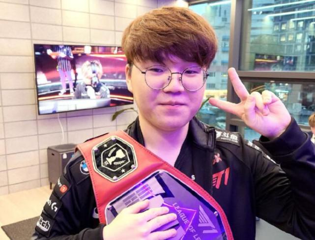 现上堪称最 现上堪称最