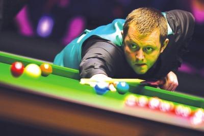 他在球场上 他在球场上