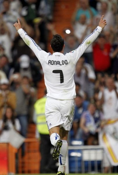 产生连锁反 产生连锁反