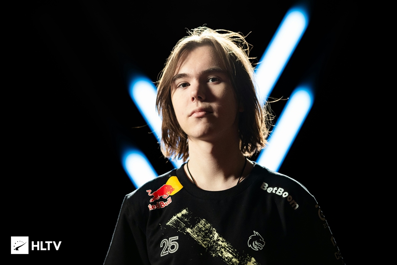 一方主打窗 一方主打窗